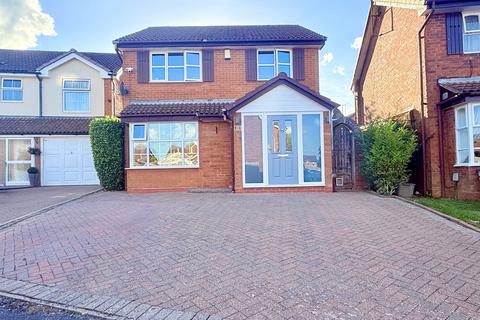 3 bedroom detached house for sale, Ames Close, Luton, LU3