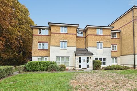 2 bed flat/apartment for rent in London Road, Newbury, RG14