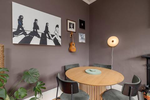 1 bedroom flat for sale, 56/4 Cumberland Street, New Town, Edinburgh, EH3 6RE