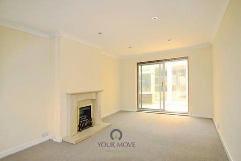 2 bedroom terraced house to rent, Catherine Close, Worcestershire B60