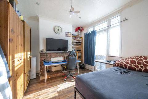 undefined, Johnstone Road E6, East Ham, London, E6