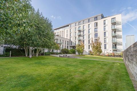 1 bedroom flat for sale, The Hayes, Cardiff, CF10