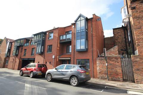 3 bed house for rent in Lord Roberts Road, Beverley