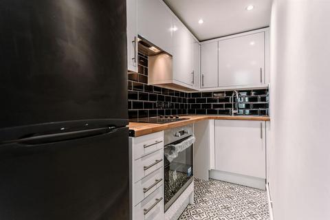 undefined, Gray's Inn Road, London, WC1X
