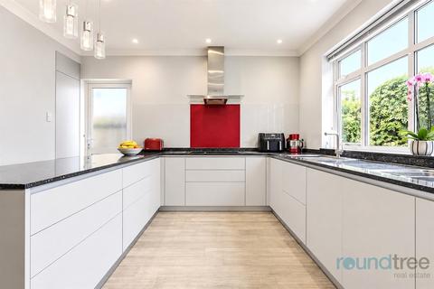undefined, Penshurst Gardens, Edgware, HA8