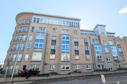 2 bedroom flat to rent, Portland Street, Aberdeen, AB11