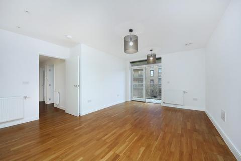 2 bedroom apartment for sale, Lakeside Drive, NW10