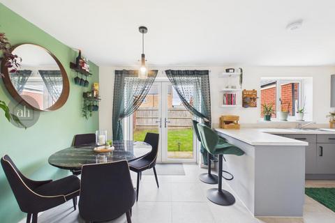 3 bedroom detached house for sale, Gates Close, Thurston,