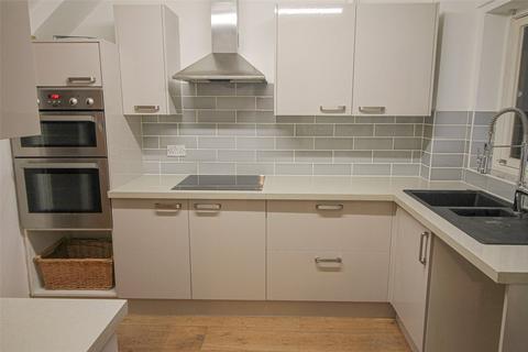 3 bedroom semi-detached house to rent, Summer Shard, South Petherton, Somerset, TA13