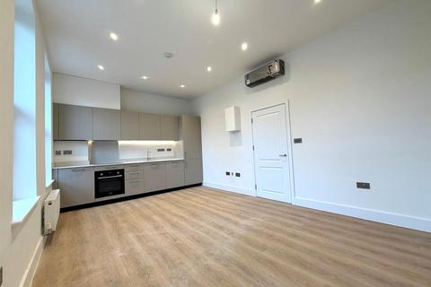 1 bedroom flat to rent, The Avenue, West Ealing, W13