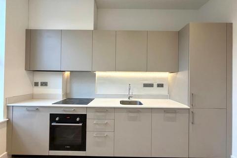 1 bedroom flat to rent, The Avenue, West Ealing, W13