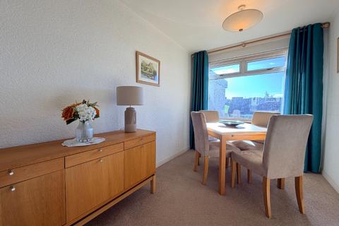 3 bedroom semi-detached house to rent, Barrhill Road, Kirkintilloch, East Dunbartonshire, G66