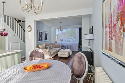 3 bedroom semi-detached house for sale, Pevensey Avenue, ENFIELD