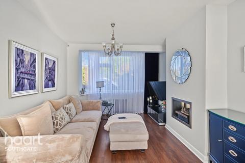 3 bedroom semi-detached house for sale, Pevensey Avenue, ENFIELD