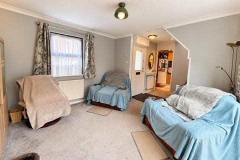 2 bedroom end of terrace house for sale, Elsworth Close, Bedfont