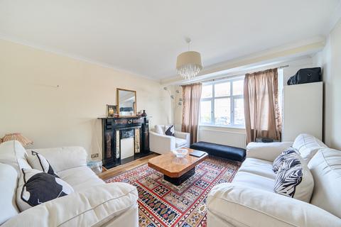 4 bedroom semi-detached house for sale, Chapman Crescent, Harrow