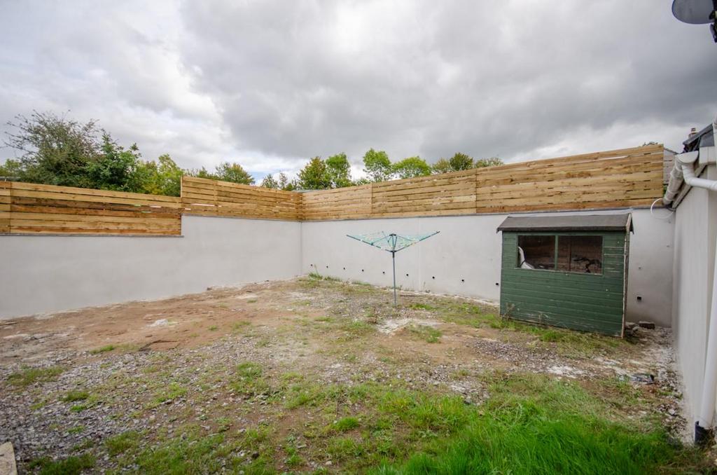 Siston Common, Siston, Bristol BS15 4PA 3 bed cottage for sale - £425,000