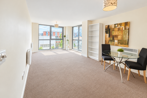 2 bedroom apartment to rent, Centenary Plaza, 18 Holliday Street, Birmingham, B1 1TW