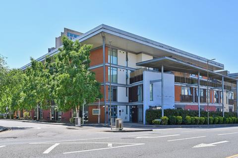 2 bedroom apartment to rent, 19, 533 Whippendell Road, Watford, WD18 7QF