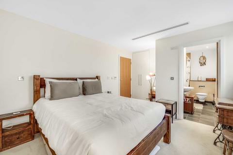 2 bedroom flat for sale, Chambers Street, London SE16