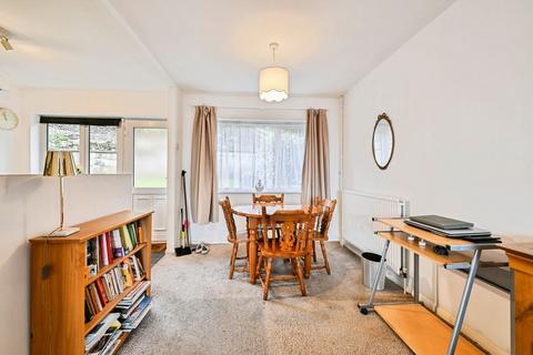 3 bedroom semi-detached house for sale, Salamander Close, Nottingham NG4