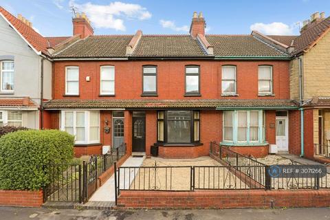 4 bedroom terraced house to rent, Cook Street, Bristol, BS11