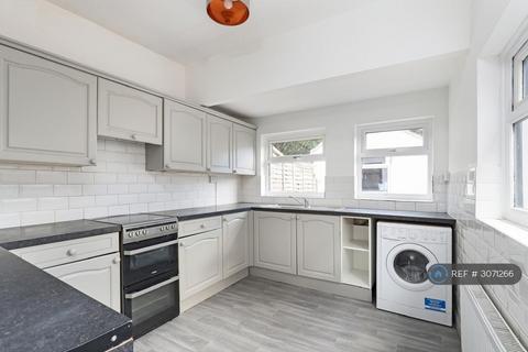 4 bedroom terraced house to rent, Cook Street, Bristol, BS11