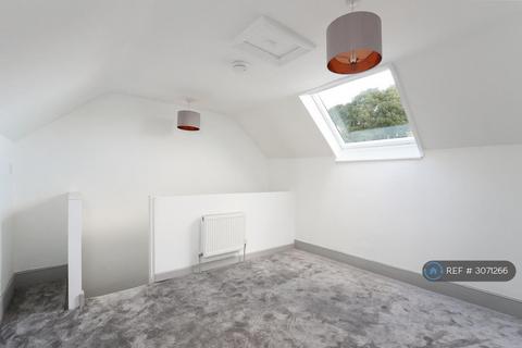4 bedroom terraced house to rent, Cook Street, Bristol, BS11