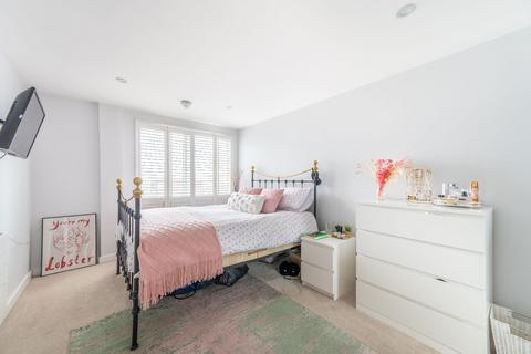 2 bedroom flat for sale, Elm Road, Wembley, HA9