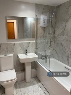 2 bedroom flat to rent, Gate Acre, Liverpool, L25