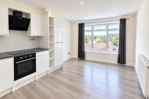 3 bed flat/apartment for rent in East Street, EPSOM