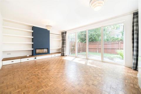 4 bedroom semi-detached house for sale, Langton Way, London SE3