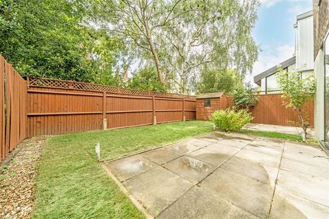 4 bedroom semi-detached house for sale, Langton Way, London SE3