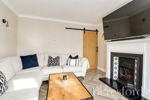 3 bedroom end of terrace house for sale, Hatch Road, Pilgrims Hatch, CM15