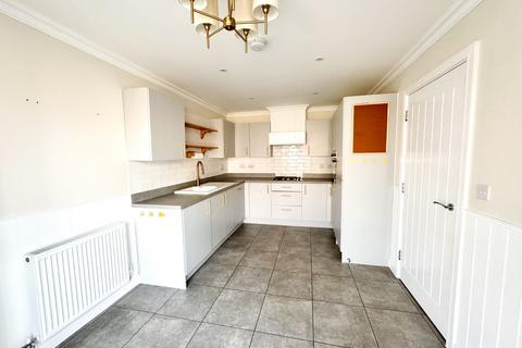 4 bedroom semi-detached house to rent, Cowleaze Path, Banwell, Somerset, BS29