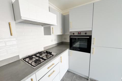 4 bedroom semi-detached house to rent, Cowleaze Path, Banwell, Somerset, BS29
