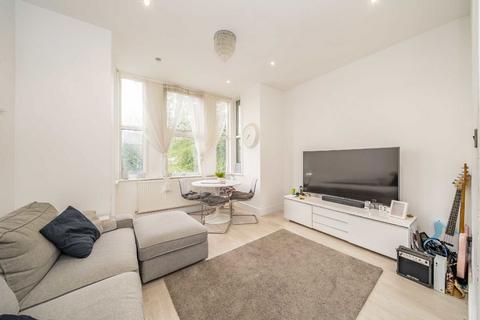 2 bedroom flat for sale, Craven Park, London NW10