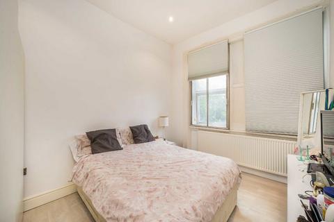 2 bedroom flat for sale, Craven Park, London NW10