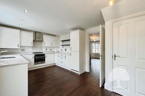 3 bedroom terraced house to rent, Grange Road, Gerrards Cross SL9