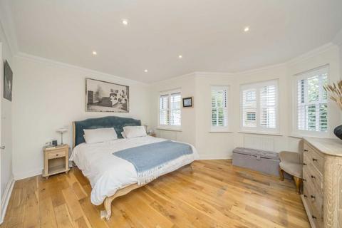 4 bedroom semi-detached house for sale, Feltham Avenue, East Molesey KT8