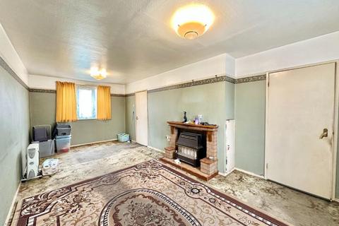 3 bedroom semi-detached house for sale, 16 Tensing Road, Southall, UB2 4PY