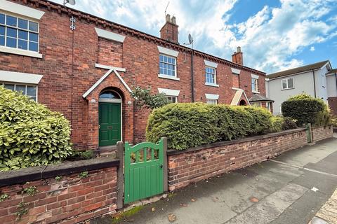 2 bedroom terraced house to rent, Victoria St, Crewe