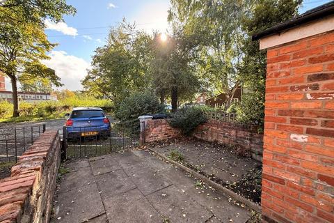 2 bedroom terraced house to rent, Victoria St, Crewe