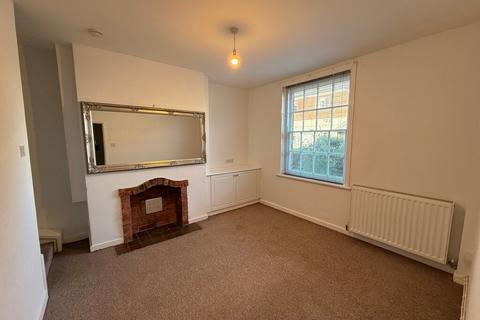 2 bedroom terraced house to rent, Victoria St, Crewe