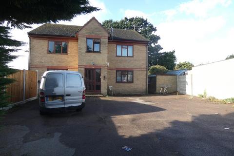1 bedroom apartment to rent, Marlborough Road, Romford