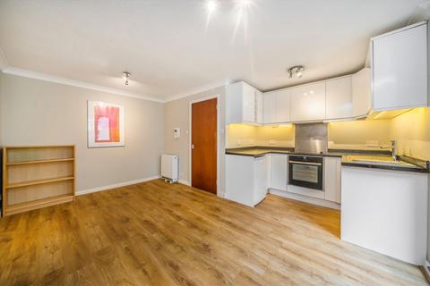 1 bedroom flat to rent, Bartholomew Close, London EC1A
