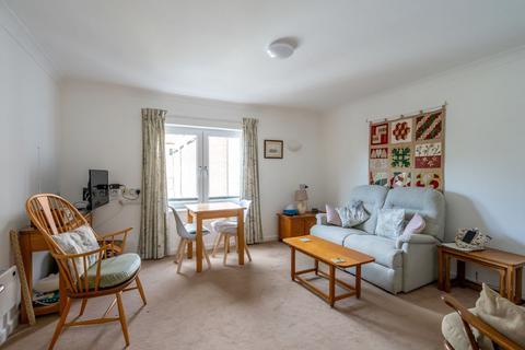 2 bedroom retirement property for sale, Henty Gardens, Chichester