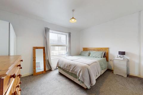 2 bedroom terraced house for sale, Gwendoline Street, Cardiff CF24
