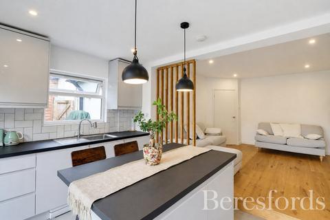 undefined, Fairfield Road, Brentwood, CM14