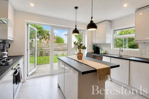 undefined, Fairfield Road, Brentwood, CM14